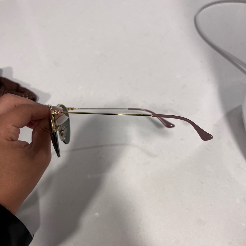 Authentic Ray-Ban sunglasses - Picture 2 of 3
